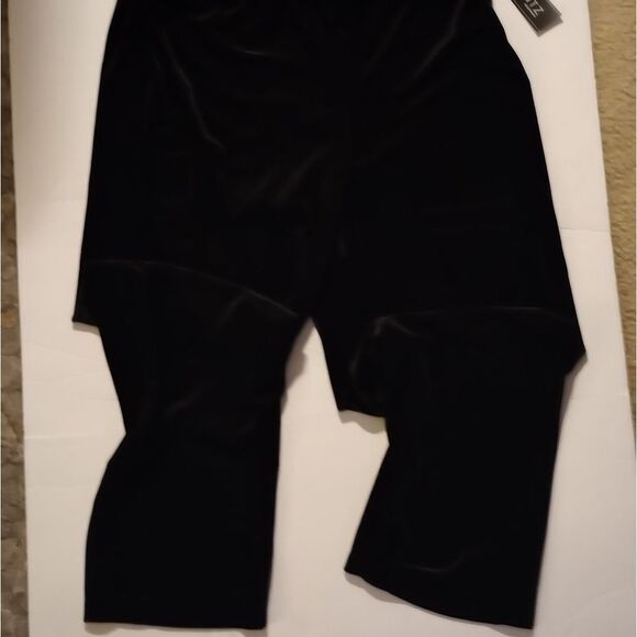 🆕🤵🏽Elementz 2 Piece Black Velour Pants Set With Silver Flowers - Picture 6 of 7